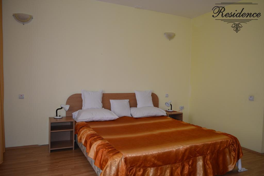 Pensiunea Residence Рымнику-Вылча Номер фото